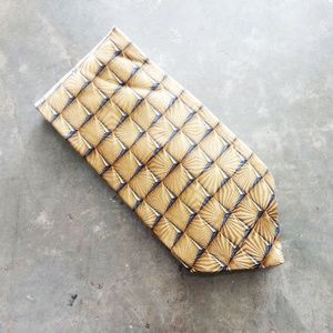 Bill Blass Black Label Silk Tie Yellow Gold & Blue Geometric Print